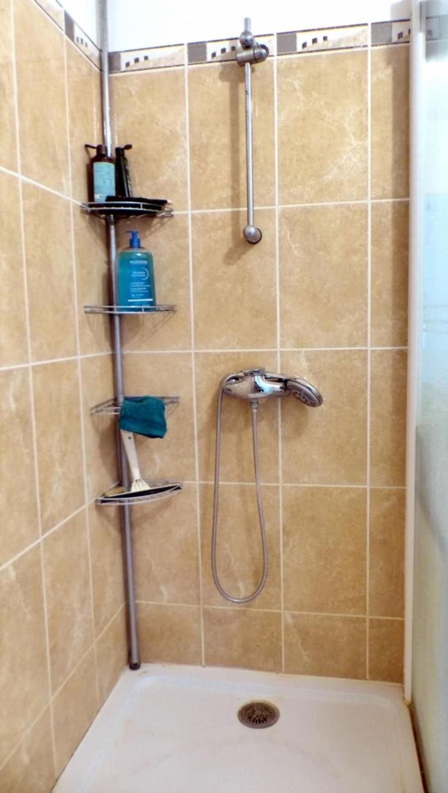 The 2 Bedroom With Balcony - Near Park